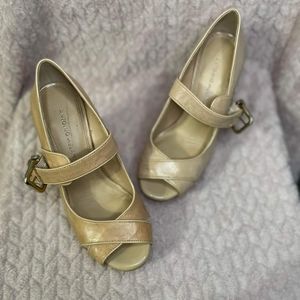 Used Antonio Melani Wedges (Tan)